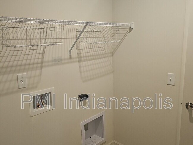 Building Photo - 15364 Staffordshire Wy