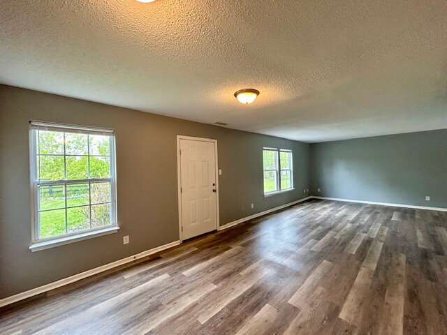 Building Photo - STUNNING 3 bedroom, 2.5 Bath Home in Greenwood- Johnson County