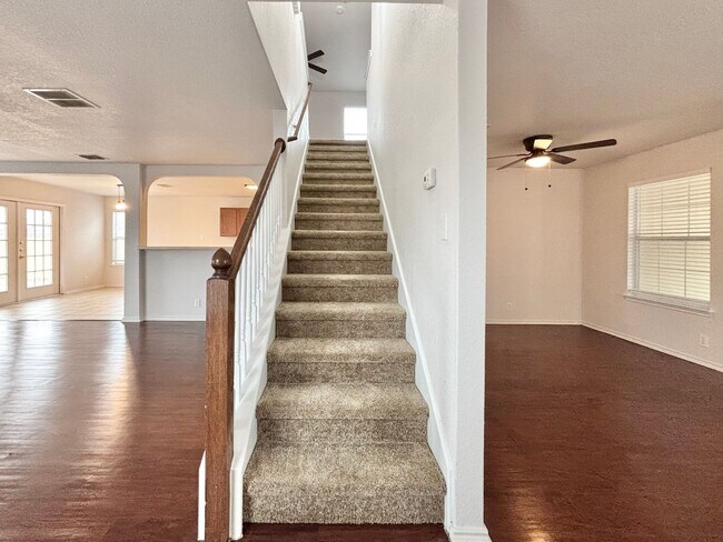 Building Photo - 2715 Moonrock