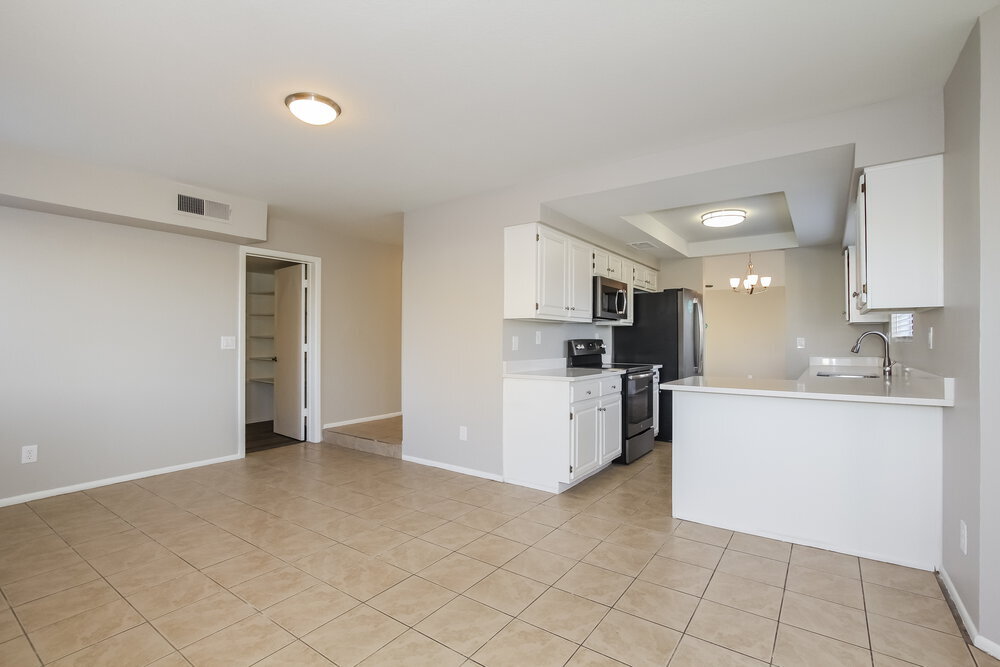 Building Photo - 7540 W Mescal St