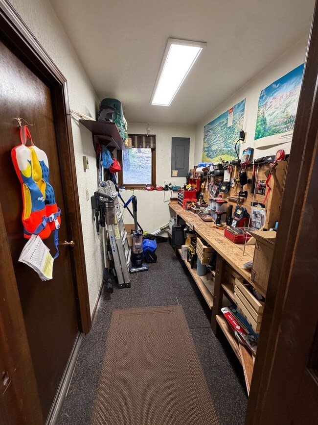 Building Photo - Tucked Away Mountain Retreat in Durango