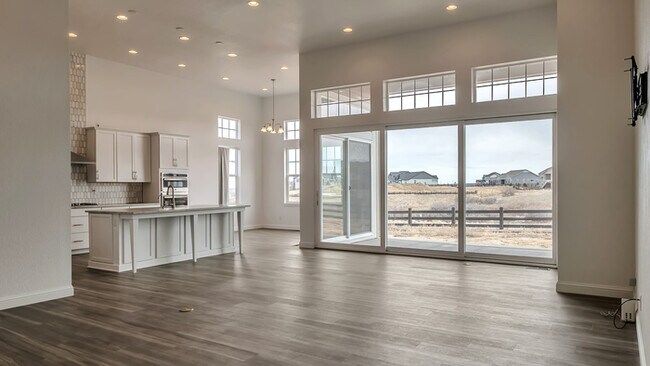 Building Photo - Beautiful Home in Canyons South!