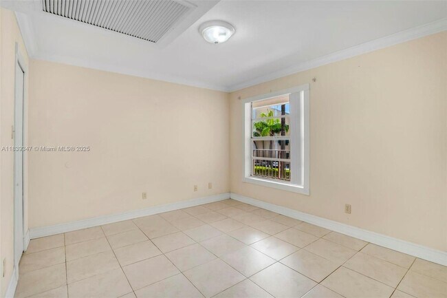 Building Photo - 15290 SW 106th Ln