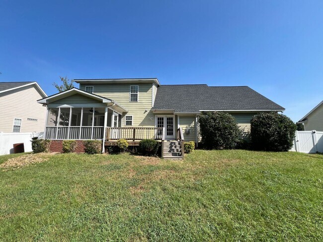 Building Photo - Gorgeous Westgate Home with Access to Community Amenities