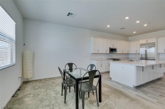 Building Photo - 988 Edinburgh Flds Ct