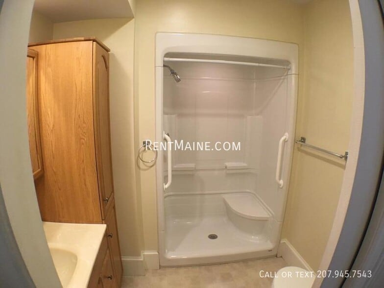 Building Photo - 269 French St