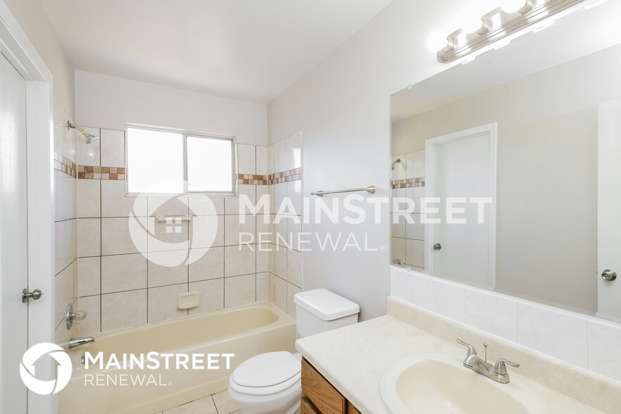 Building Photo - 9661 Adams St