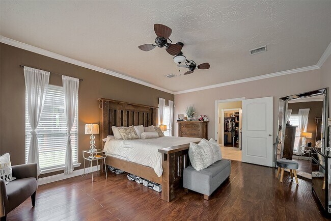 Building Photo - 18914 Hikers Trail Dr