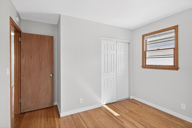 Building Photo - 5844 Washburn Ave S