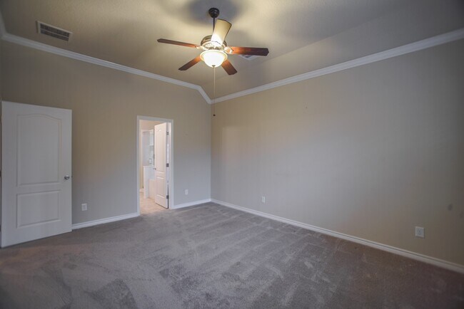 Building Photo - 34 Tidwillow Pl