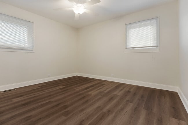 Building Photo - 198 Shadywood Ln