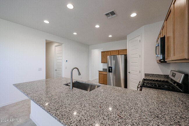 Building Photo - 8907 W Colter St