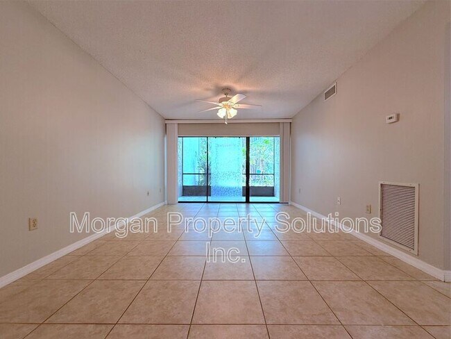 Building Photo - 3284 S Semoran Blvd