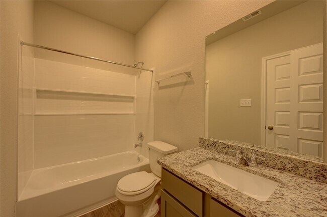 Building Photo - 13856 Goldeye Dr