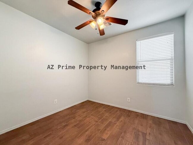 Building Photo - 6919 S 37th Glen