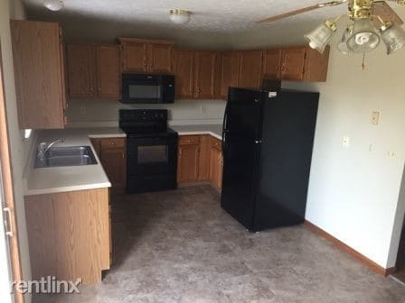 Building Photo - 2 br, 1.5 bath  - 7605 Stonebridge Golf Dr