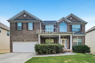 Building Photo - 4975 Hopewell Manor Dr