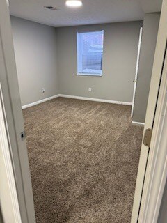 Building Photo - 401 Garden City Dr