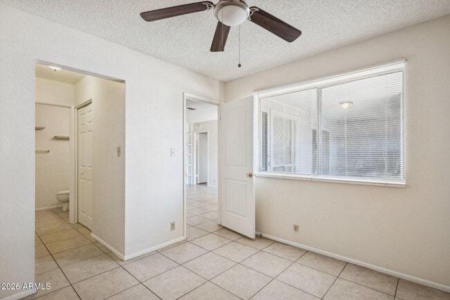 Building Photo - 9001 W Elm St