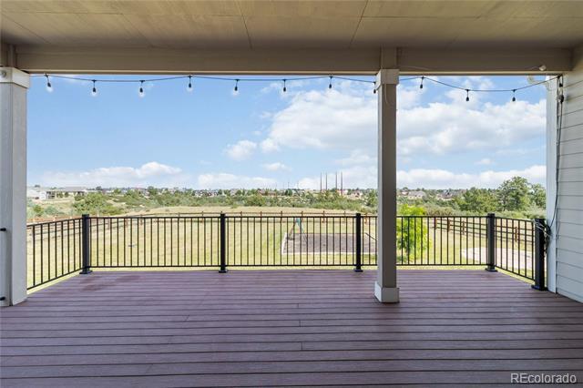 Building Photo - 2554 Eastview Dr