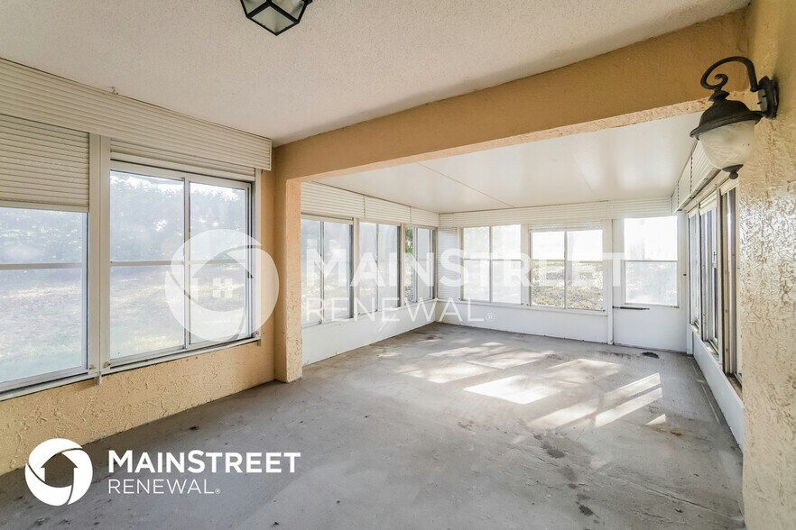 Building Photo - 5100 Lydia Ct