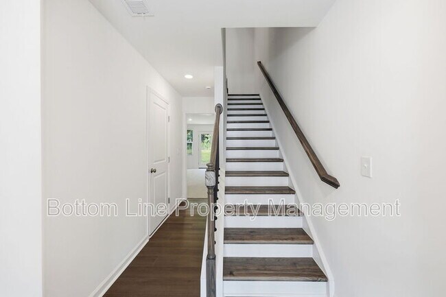 Building Photo - 3606 Elm Grv Ln