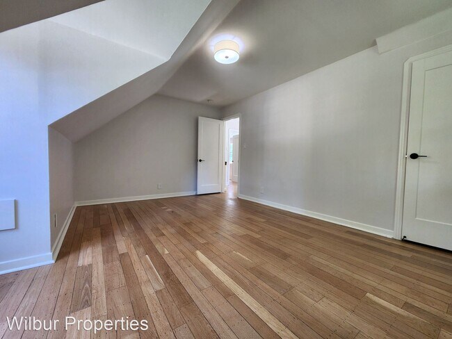 Building Photo - 3 br, 2 bath House - 452 9th Ave