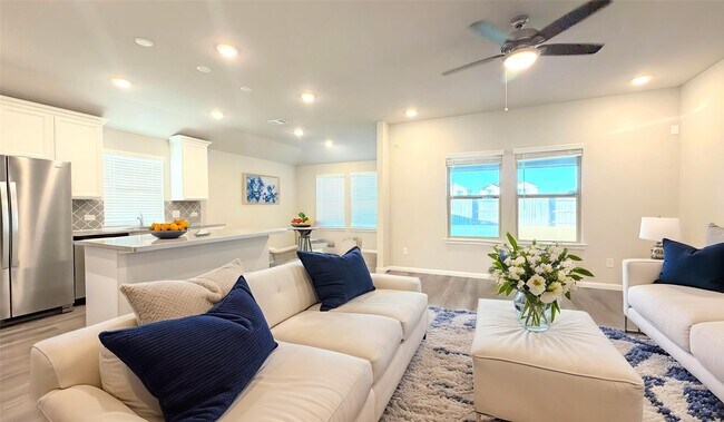 Building Photo - 27006 Sunset Palace Dr