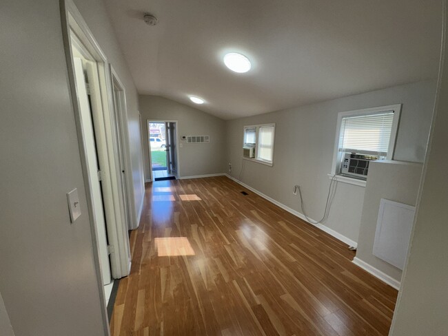 Building Photo - 1461 W 114th Pl