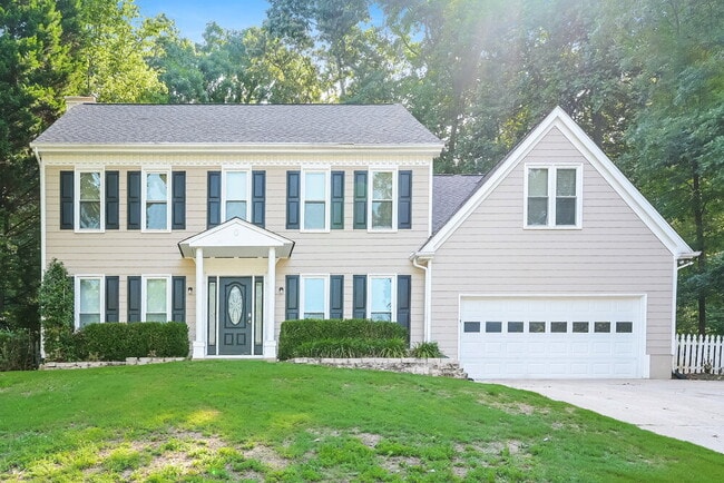 Building Photo - 2570 Broadmoor Ct
