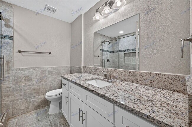 Building Photo - 5708 Stone Dr