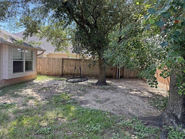 Building Photo - 14219 Kenson Ln