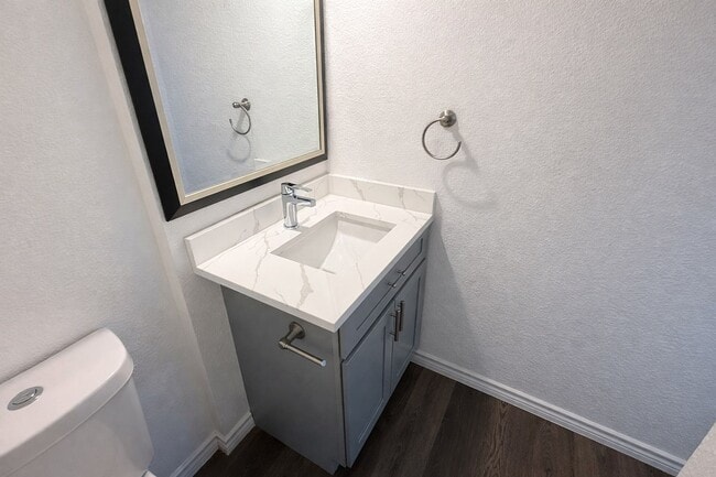 Building Photo - Stylish 2-Bedroom Townhome with Terrace & Resort-Style Amenities in Grand Prairie