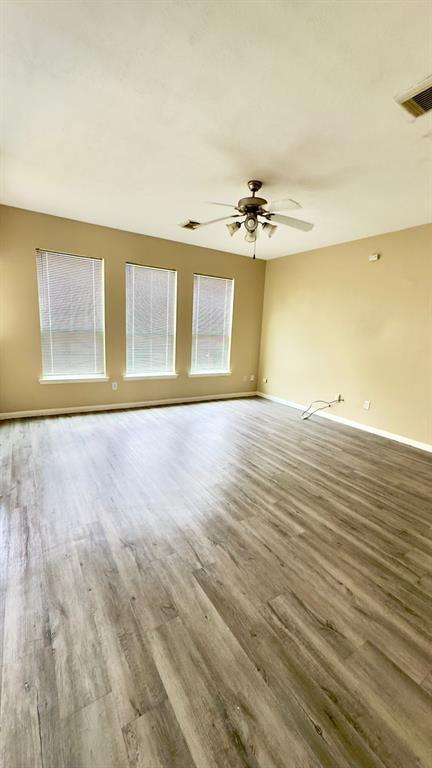 Building Photo - 402 Wild Bird Dr