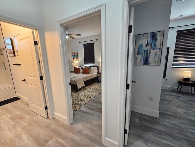 Building Photo - 2075 Jewell Ave