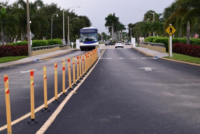 Building Photo - 57 Cambridge C