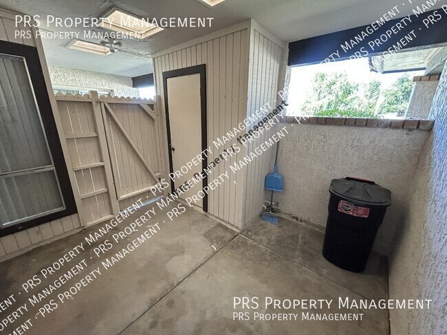 Building Photo - 195 N Cottonwood St