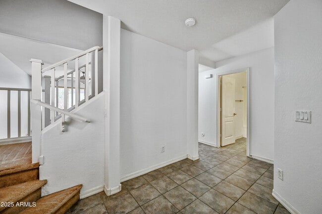 Building Photo - 12925 W Fleetwood Ln