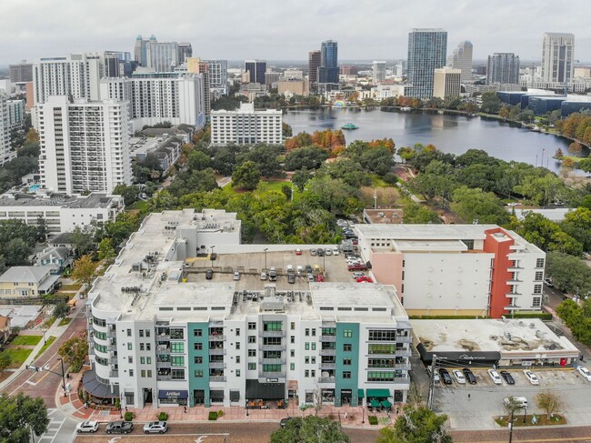 Building Photo - Stunning 4 Bedroom Multi-Level Loft Condo ...