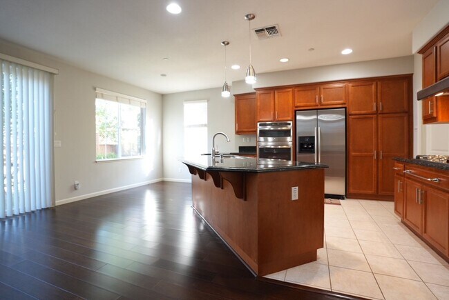 Building Photo - Four Bedroom Napa Home