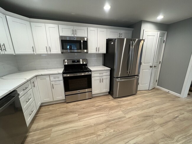 Building Photo - Awesome 3 bedroom 1.5 bath in Lower Macung...