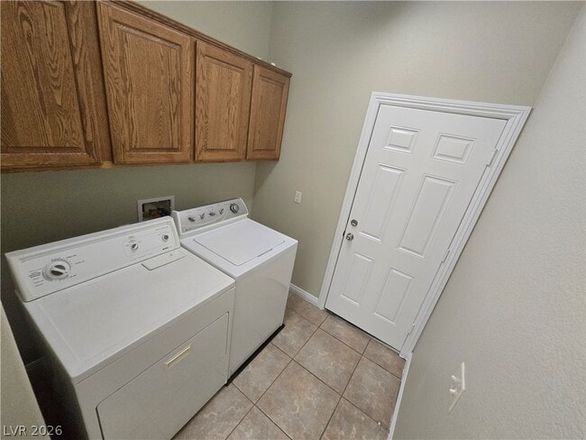 Building Photo - 2204 S Van Patten Pl