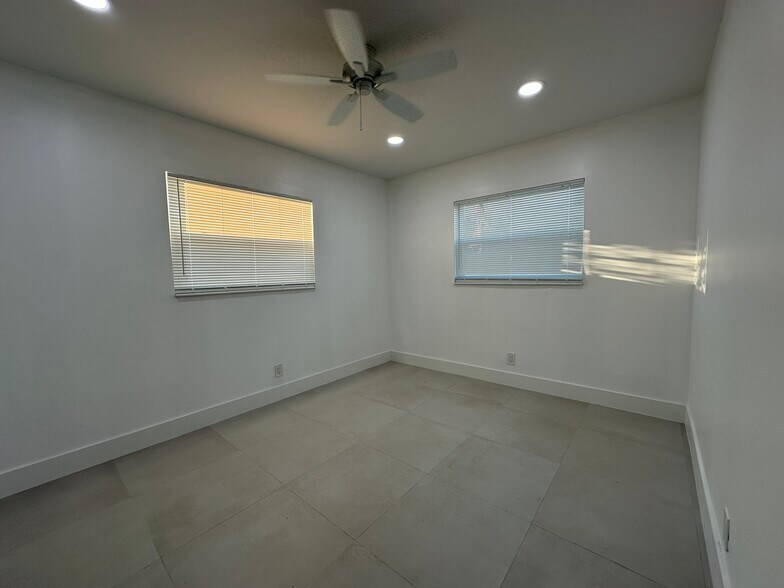 Building Photo - 2112 Garfield St