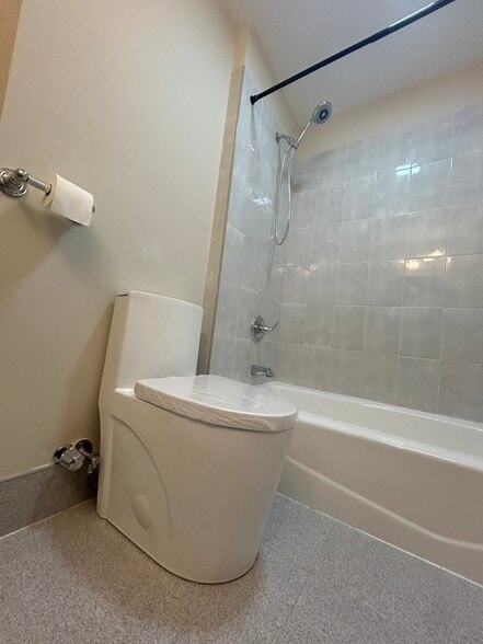 Building Photo - 2731 E 65th St