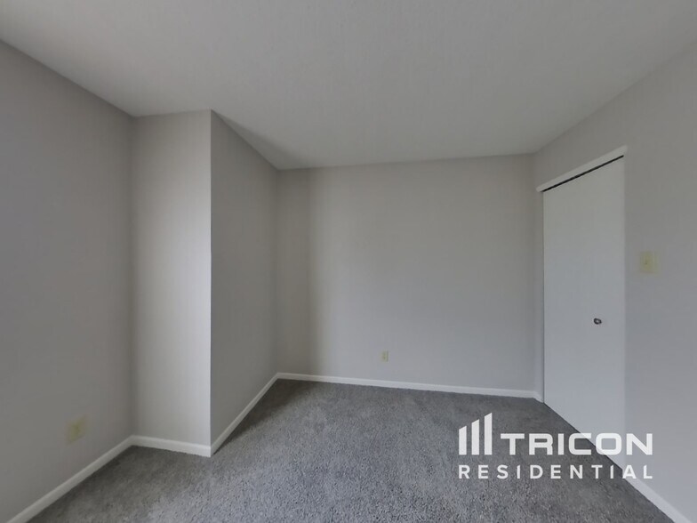 Building Photo - 7811 Amadeus Dr