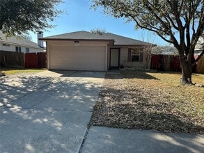 Building Photo - 5005 Daymon Ct