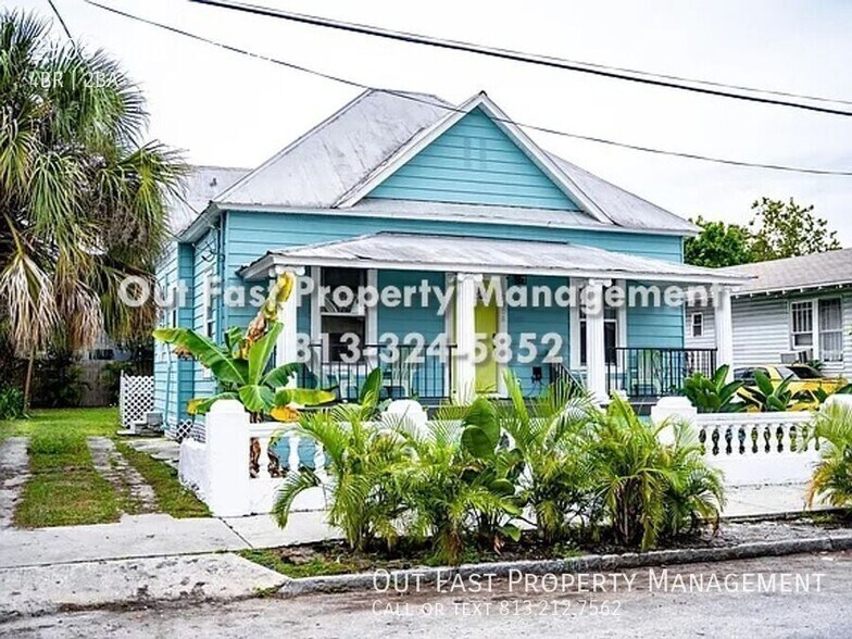 Building Photo - 2908 Sanchez St