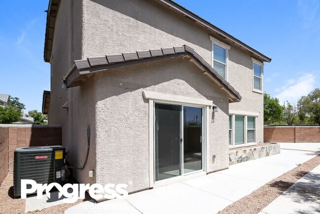 Building Photo - 413 Big Cliff Ave