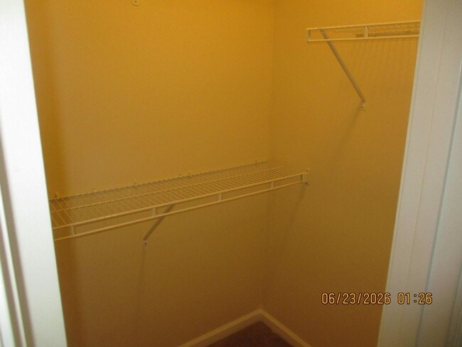 Building Photo - 222 Cloud Ln