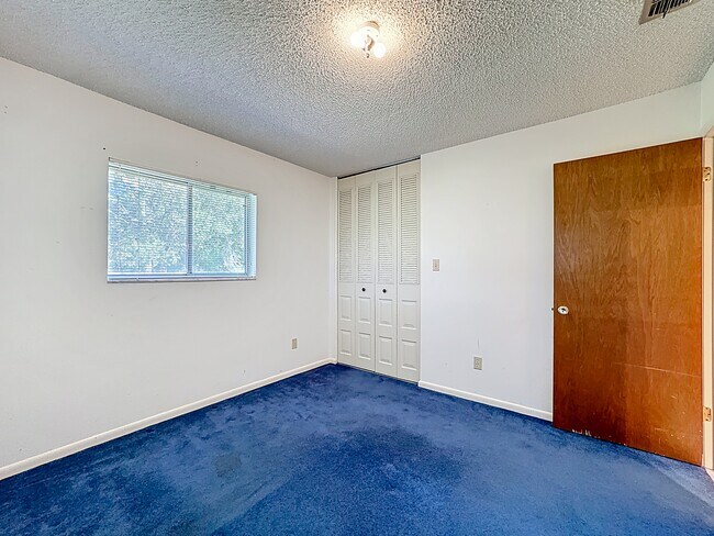 Building Photo - 13850 Co Rd 512